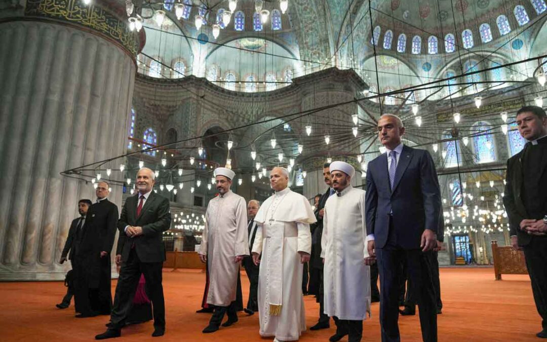 LOM-1194-Papa-Turquia-2