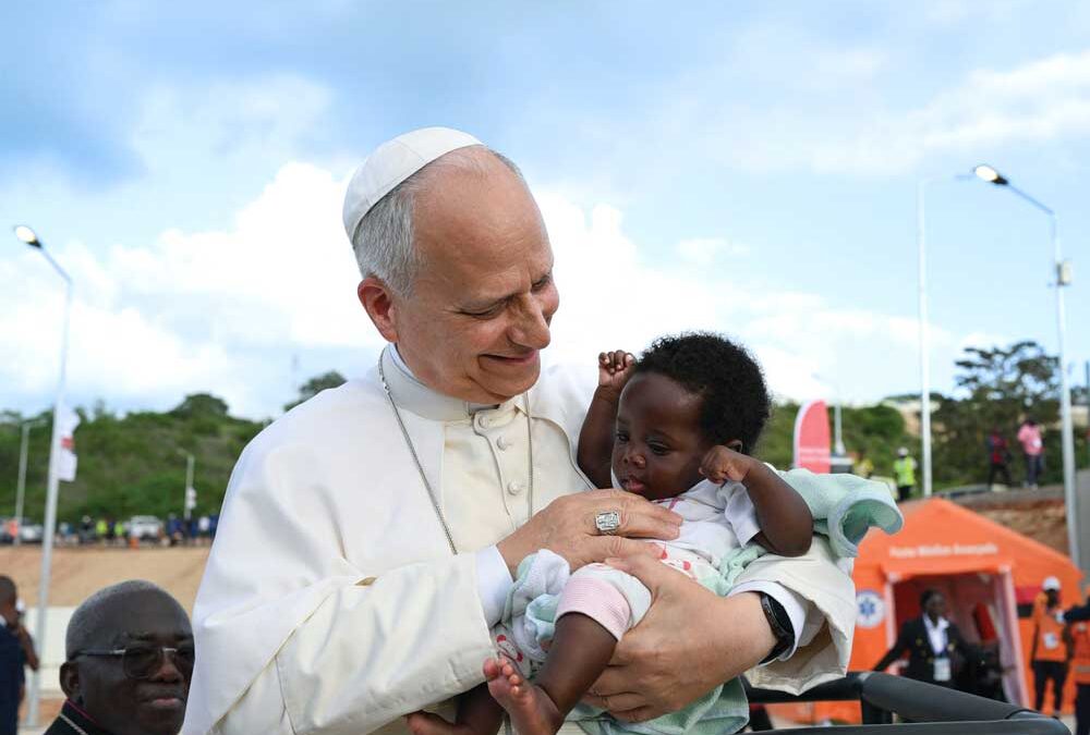 LOM-1198-Papa-Africa-1